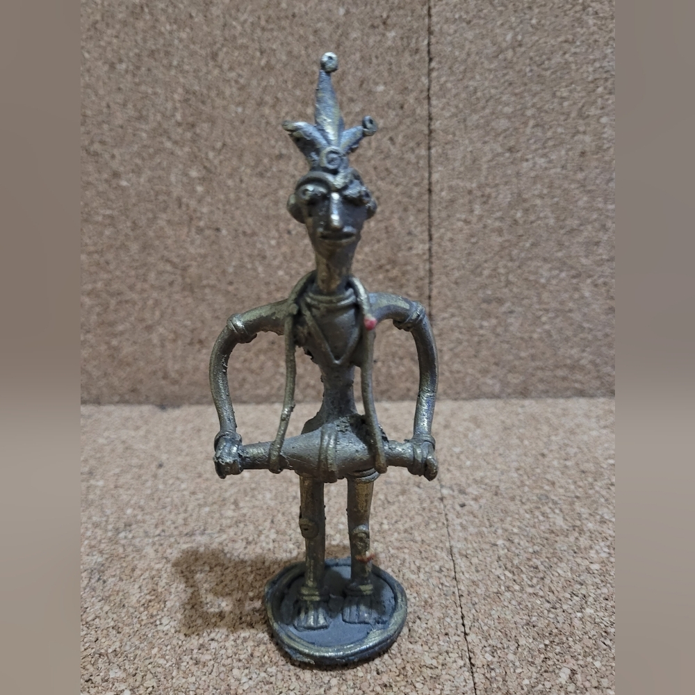 Indian Dokra Dhokra Folk Art Metal Musician Figure Playing Instrument 5" Tall.
